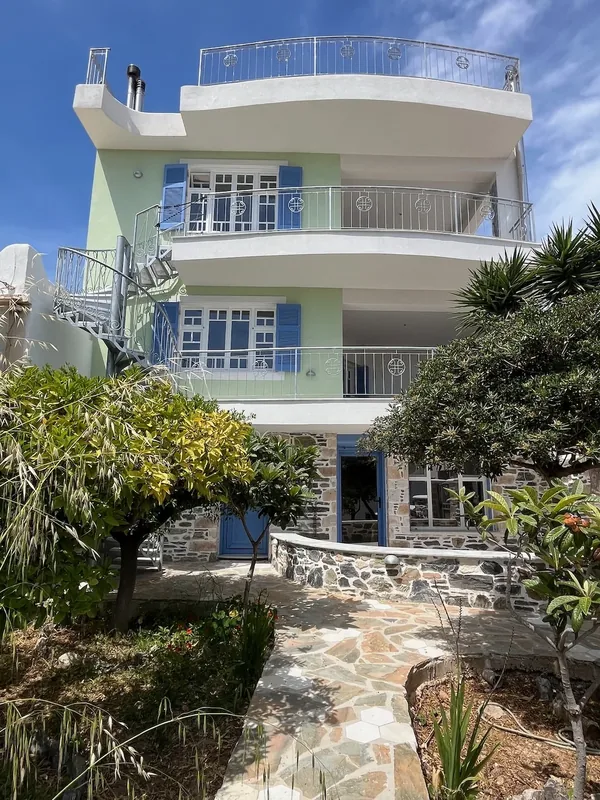 Amalia Garden Apartment, Titelbild 1