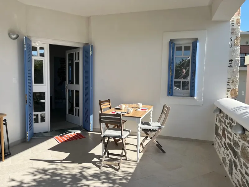 Amalia Beletage, Terrasse 1