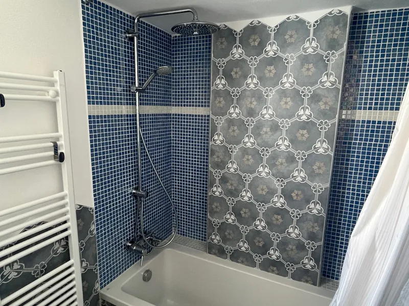 Amalia Penthouse, Badezimmer 1