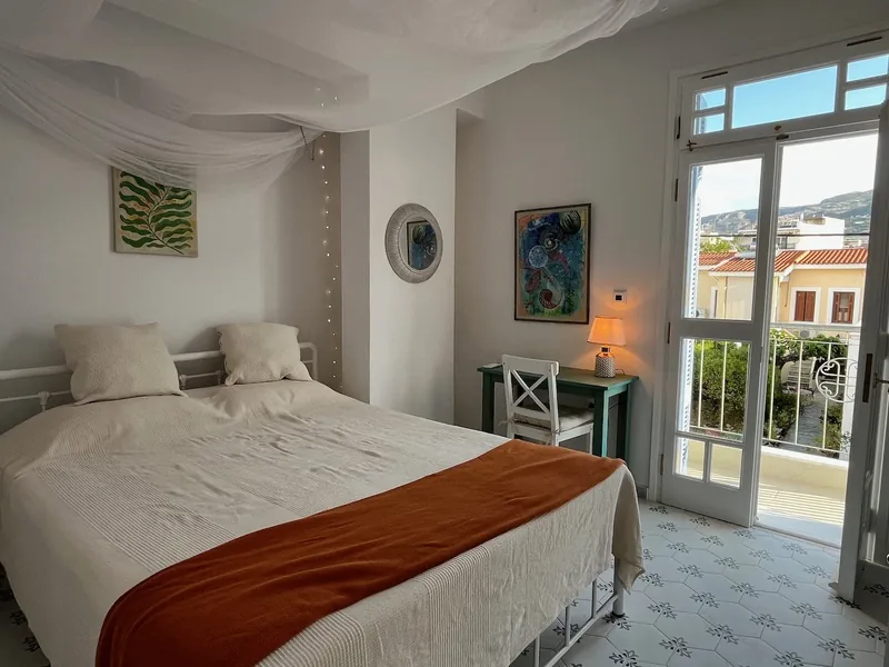 Amalia House, Schlafzimmer 1